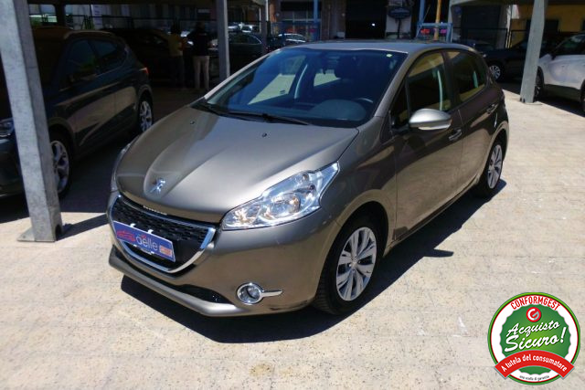 Peugeot 208 1.4 8V HDi 68CV 5p. Allure - foto 3 di 4