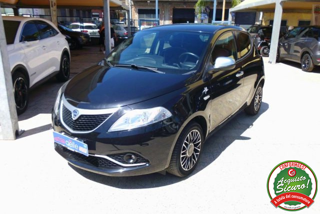 Lancia Ypsilon 1.2 69 CV 5 porte Gold - foto 3 di 34