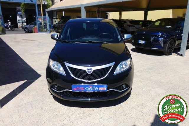 Lancia Ypsilon 1.2 69 CV 5 porte Gold - foto 2 di 34