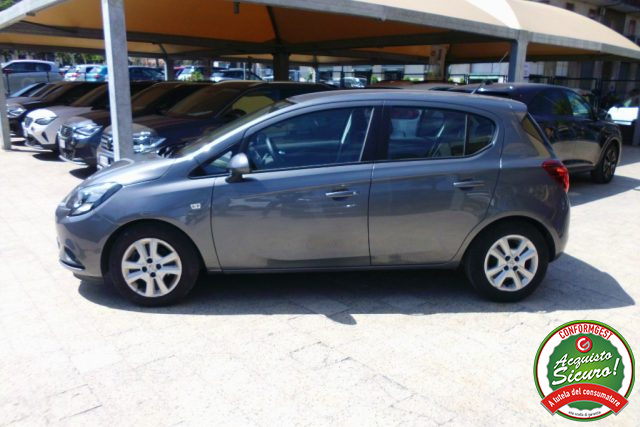Opel Corsa 1.2 5 porte Cosmo - foto 4 di 4