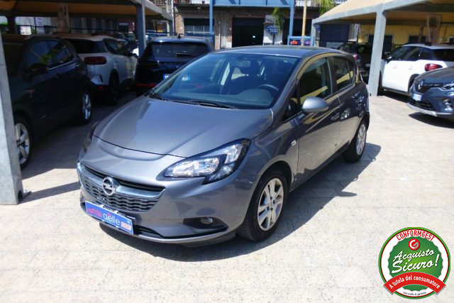 Opel Corsa 1.2 5 porte Cosmo - foto 3 di 4
