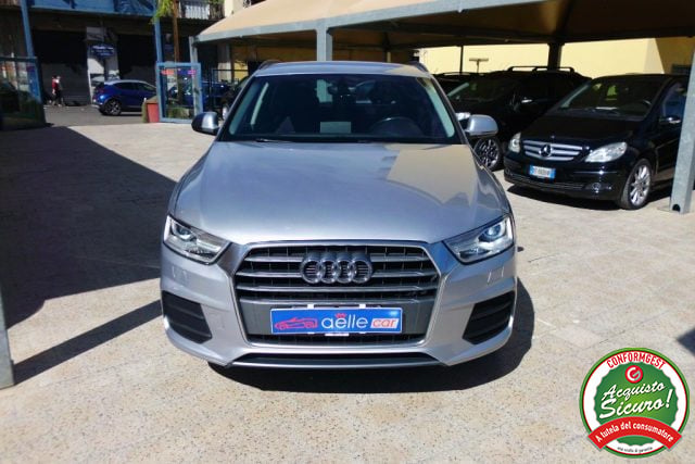 Audi Q3 2.0 TDI 120 CV S tronic Sport - foto 2 di 4