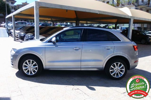 Audi Q3 2.0 TDI 120 CV S tronic Sport - foto 4 di 4