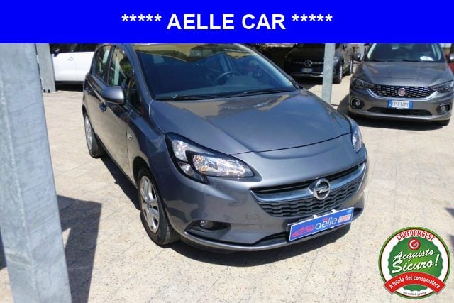 Opel Corsa 1.2 5 porte Cosmo, del 2015, 47.000 km, in vendita a Giarre (CT)