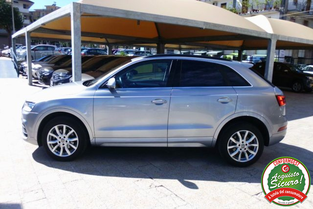 Audi Q3 2.0 TDI 120 CV S tronic Sport - foto 4 di 4