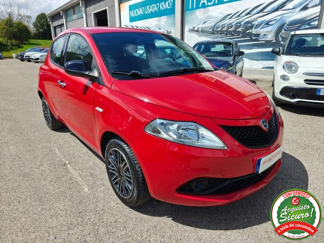 Lancia Ypsilon 1.2 69 CV 5 porte Gold - foto 3 di 4
