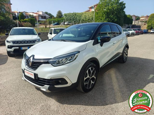 Renault Captur dCi 8V 90 CV Start&Stop Energy Sport Edition2 - foto 2 di 4