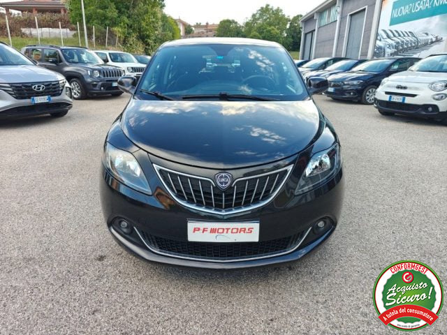 Lancia Ypsilon 1.0 FireFly 5 porte S&S Hybrid Gold, del 2022, 55.000 km, in vendita a San Nicola Manfredi (BN)