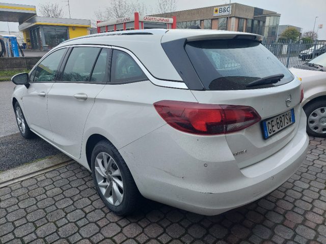 Opel Astra 1.5 CDTI 105 CV S&S Sports Tourer Business Eleganc - foto 2 di 4