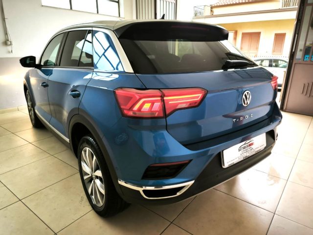 Volkswagen T-Roc 1.6 TDI SCR Style BlueMotion Technology - foto 3 di 4