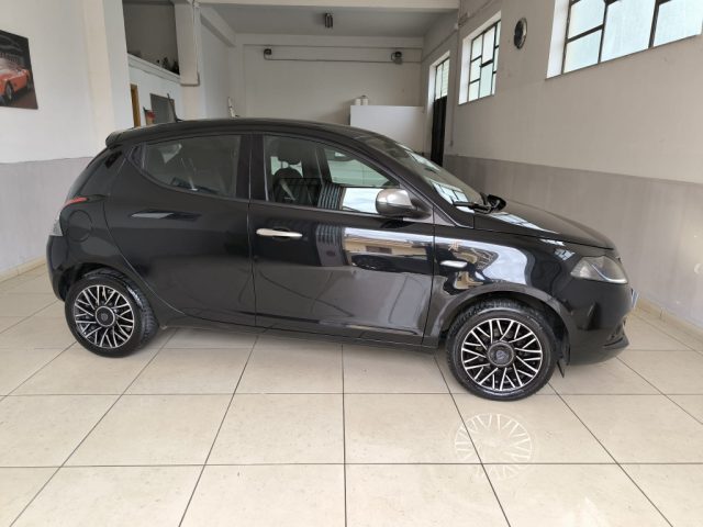 Lancia Ypsilon 1.0 FireFly 5 porte S&S Hybrid Alberta Ferretti usato a NICOSIA