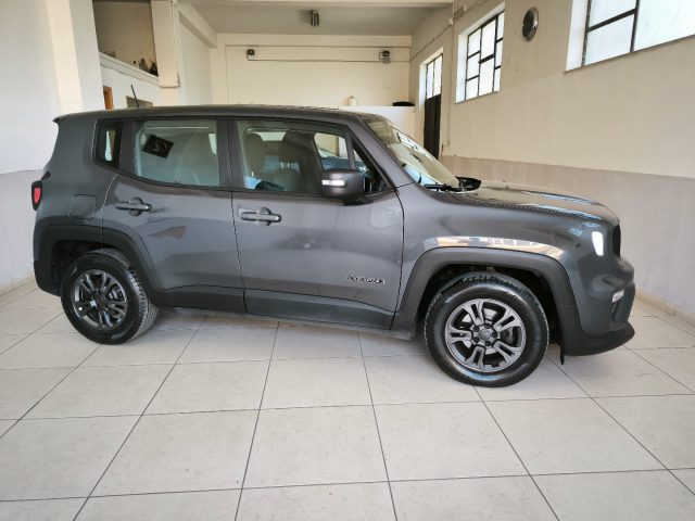 Jeep Renegade 1.6 Mjt 130 CV Longitude, del 2023, 45.000 km, in vendita a Nicosia (EN)