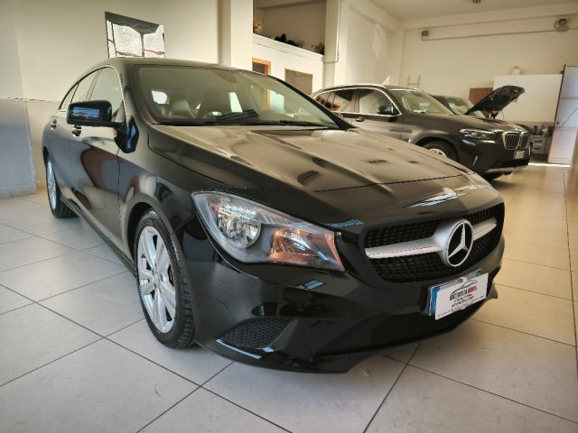 Mercedes-Benz CLA 200 CDI S.W. 4Matic Aut. Sport - foto 2 di 7