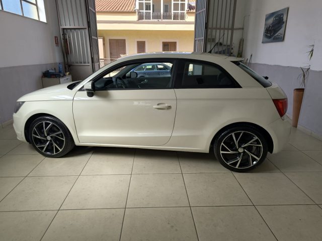 Audi A1 1.6 TDI 105 CV Ambition - foto 3 di 4