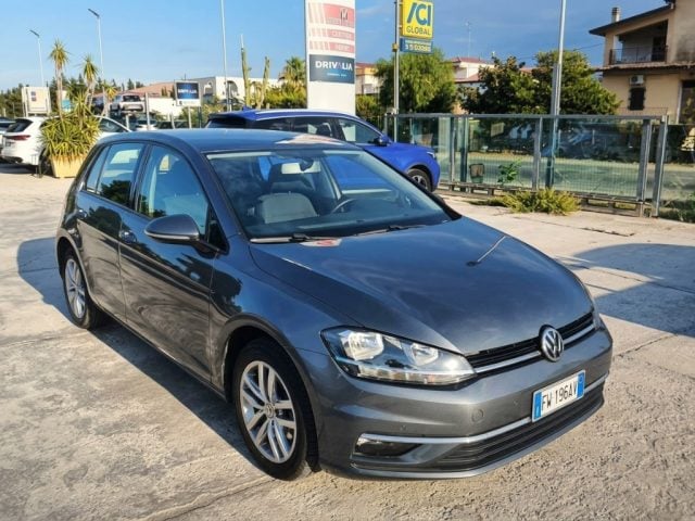 Volkswagen Golf 1.6 TDI 115 CV 5p. Business BlueMotion Technology, del 2019, 137.000 km, in vendita a Nicosia (EN)