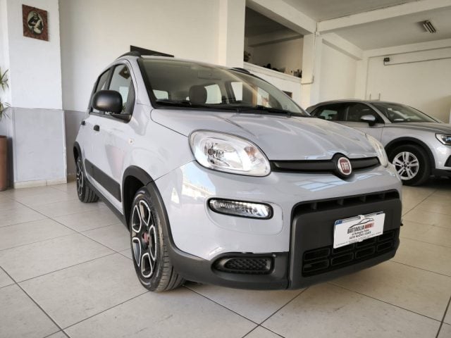 Fiat Panda 1.0 FireFly S&S Hybrid City Life - foto 2 di 4