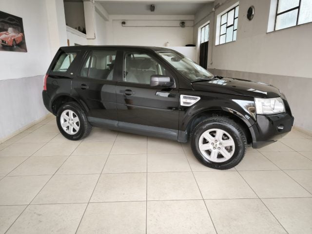 Land Rover Freelander 2.2 TD4 S.W. S, del 2009, 184.000 km, in vendita a Nicosia (EN)