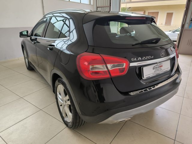 Mercedes-Benz GLA 220 d Automatic 4Matic Sport usato a NICOSIA