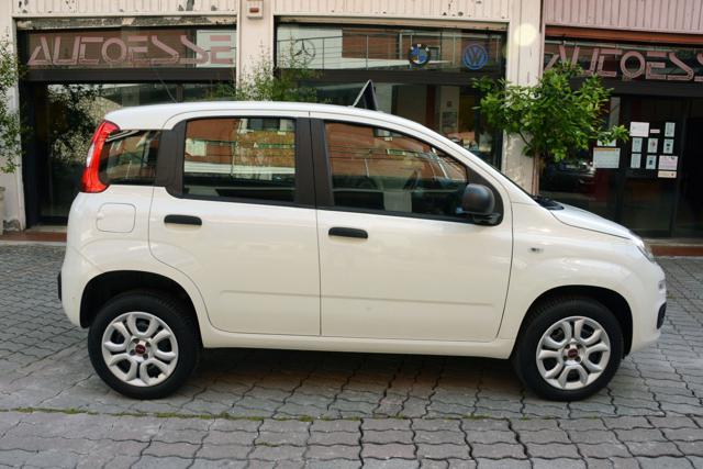 Fiat Panda 0.9 TwinAir Turbo Natural Power Lounge - foto 2 di 4