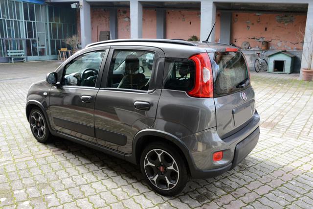 Fiat Panda 1.0 FireFly S&S Hybrid City Life - foto 4 di 4