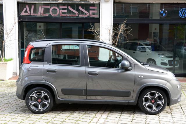 Fiat Panda 1.0 FireFly S&S Hybrid City Life - foto 2 di 4