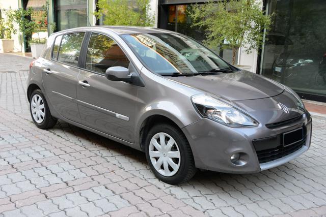 Renault Clio 1.2 16V 5 porte GPL Dynamique - foto 3 di 4