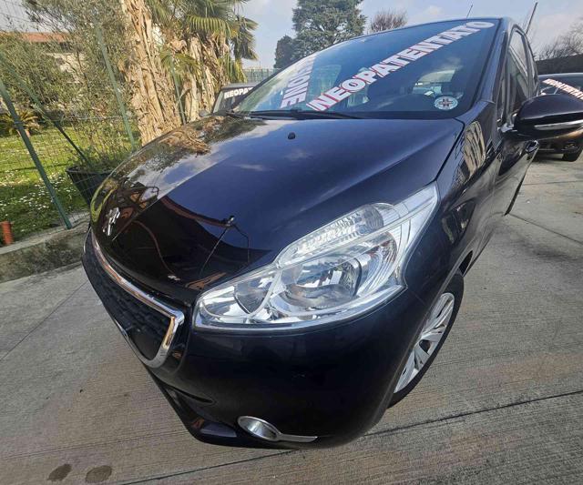 Peugeot 208 1° serie PureTech 82 5 porte Allure PARI AL NUOVO - foto 3 di 4
