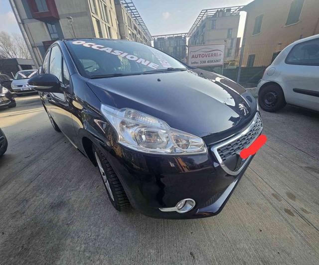 Peugeot 208 1° serie PureTech 82 5 porte Allure PARI AL NUOVO usato a COMO