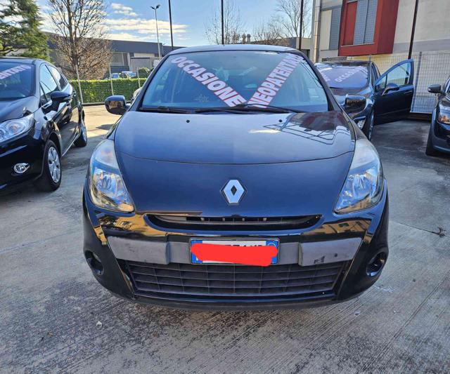 Renault Clio 1.2 16V 5 porte Dynamique - foto 2 di 4