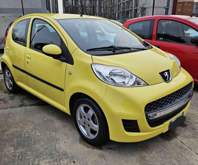 Peugeot 107 1.0 68CV 5p. Urban Move NEOPATENTATI OOOK usato a COMO