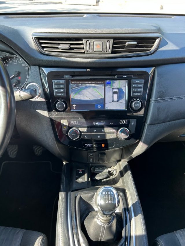 Nissan X-Trail 2.0 dCi 4WD N-Connecta - foto 2 di 4