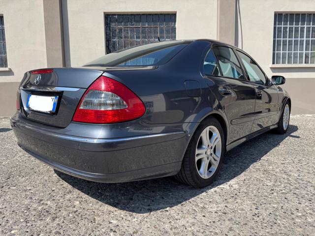 Mercedes-Benz E 300 Bluetec cat Elegance AUTOMATICA - foto 4 di 4