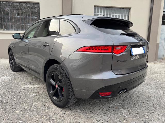 Jaguar F-Pace 2.0 D 180 CV aut. R-Sport - foto 4 di 4