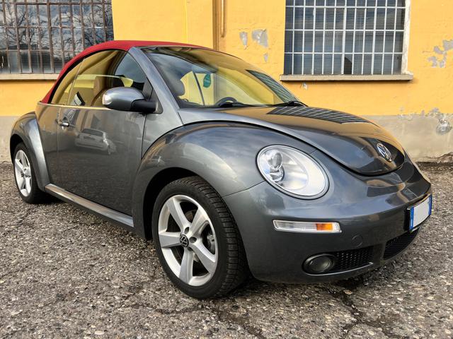 Volkswagen Beetle RED LIMITED EDITION FULL OPTIONAL BENZINA - foto 3 di 4