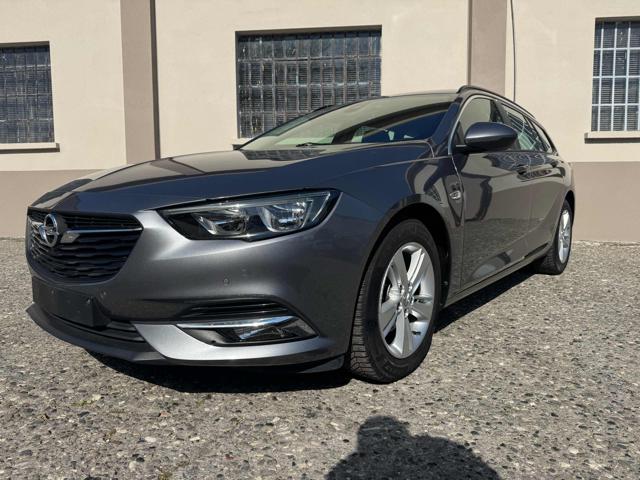 Opel Insignia STATION WAGON 1.6 CDTI BUSINESS 136CV SeS AT6 usato a PIACENZA