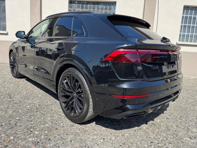 Audi Q8 SUV TFSI e quattro 290 kW tiptronic S line edition - foto 4 di 4