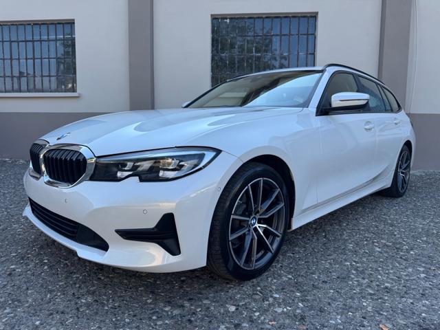BMW 318 48V Touring Business Advantage AUTOMATICO usato a PIACENZA