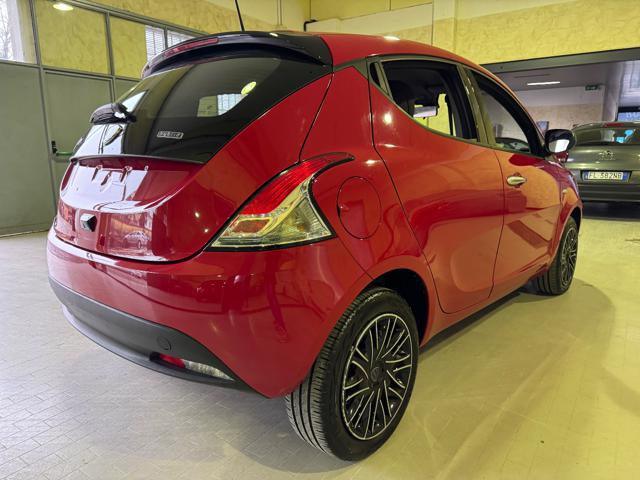 Lancia Ypsilon 1.0 FireFly 5 porte S&S Hybrid Gold Plus - foto 4 di 4