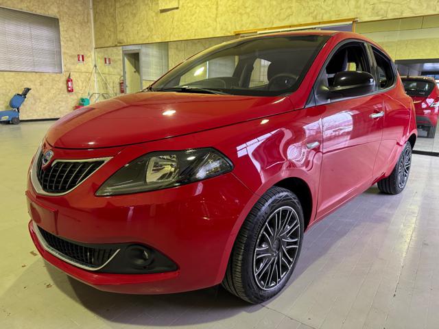 Lancia Ypsilon 1.0 FireFly 5 porte S&S Hybrid Gold Plus usato a PIACENZA