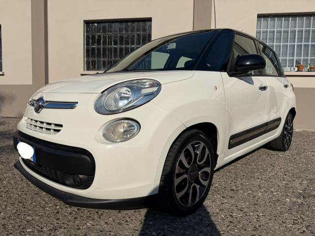 Fiat 500L 1.3 Multijet 85 CV Lounge BICOLOR usato a PIACENZA