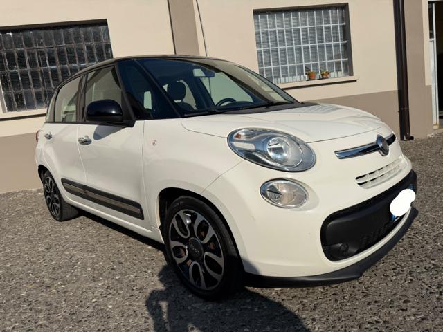 Fiat 500L 1.3 Multijet 85 CV Lounge BICOLOR - foto 3 di 4