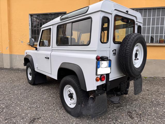 Land Rover Defender IN PROMOZIONE!!!!!90 2.2 TD4 N1 AUTOCARRO - foto 4 di 4