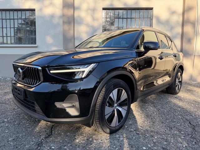 Volvo XC40 T4 Recharge Plug-in Hybrid automatico Core, del 2022, 89.999 km, in vendita a Piacenza (PC)