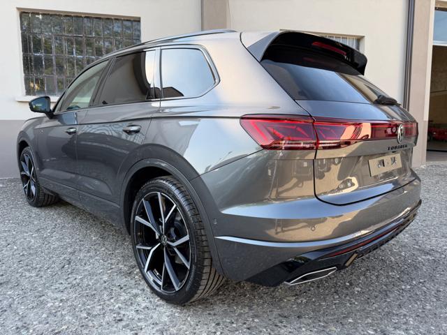 Volkswagen Touareg 3.0 V6 TDI 286 CV SCR R-Line Final Edition - foto 4 di 4