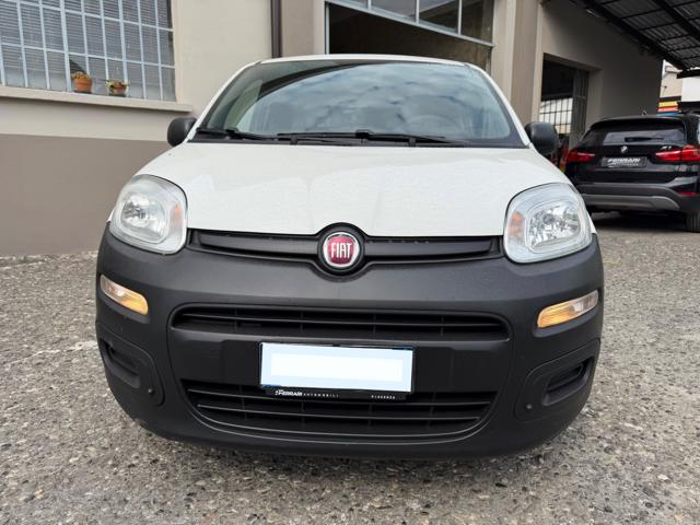 Fiat Panda AUTOCARRO 4 PORTE 1.0 FireFly S&S Hybrid - foto 2 di 4