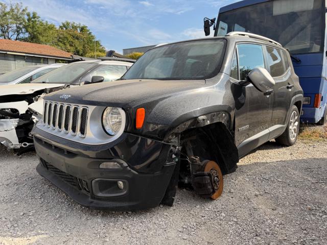 Jeep Renegade INCIDENTATA!!!!2.0 Mjt 140CV 4WD Drive Low Limited, del 2016, 99.999 km, in vendita a Piacenza (PC)