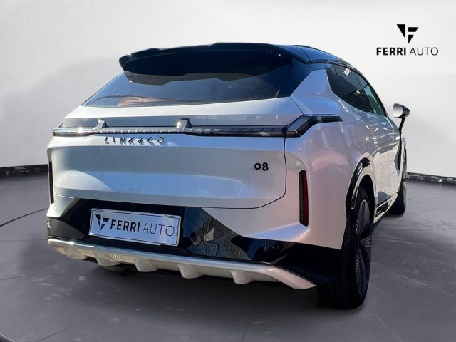 Lynk & Co 8 PHEV More - foto 4 di 4