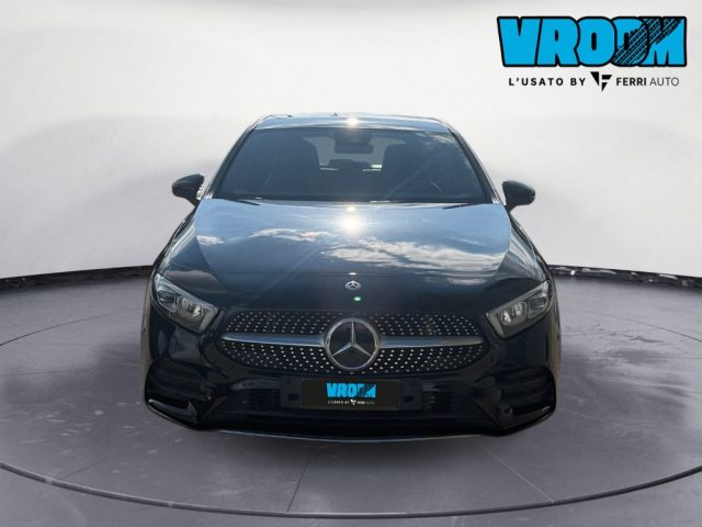 Mercedes-Benz A 180 d Automatic Premium - foto 3 di 4