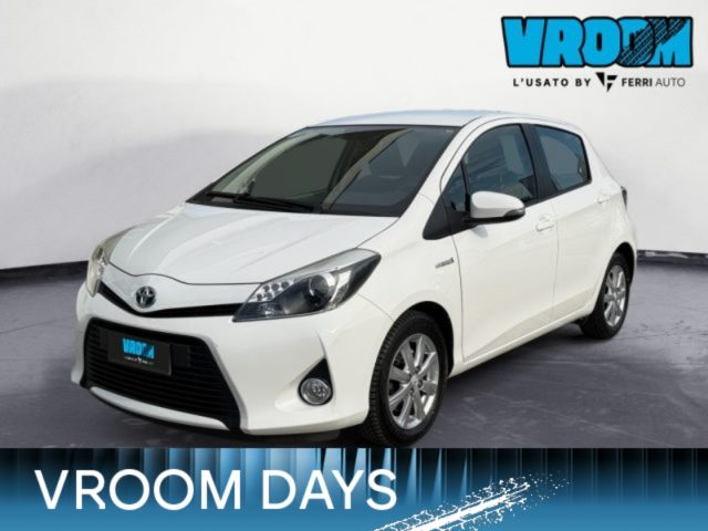 Toyota Yaris 1.5 Hybrid 5 porte Lounge - foto 2 di 4