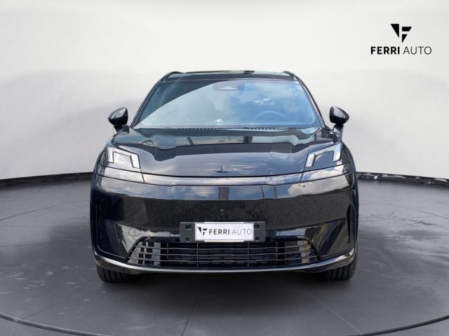 Lynk & Co 8 PHEV More - foto 2 di 4